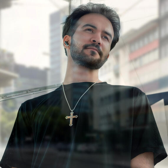 Painter | illustrator - navigating the space between dream and reality through visual storytelling . 1/1 NFT creator